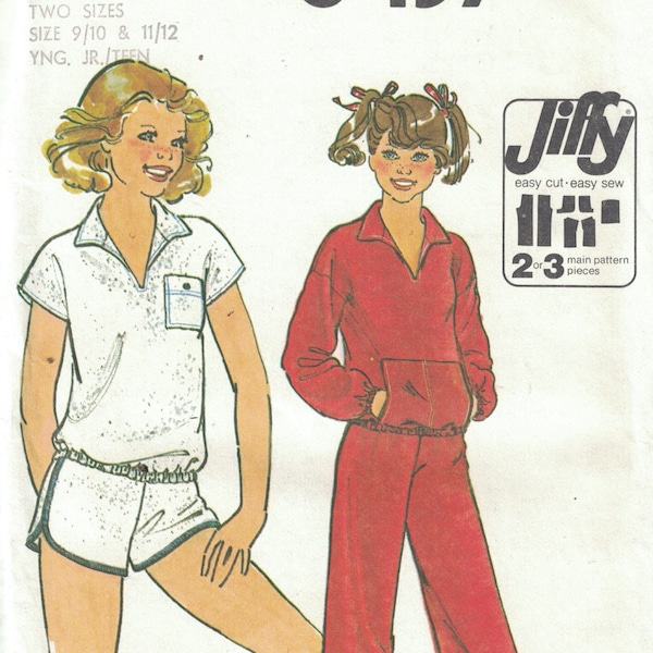 1970s Vintage Sewing Pattern Simplicity 8437 Easy Jiffy Track Suit Jiffy Pullover Top Pants Shorts Size 9/10 11/12 Young Junior Teens UNCUT