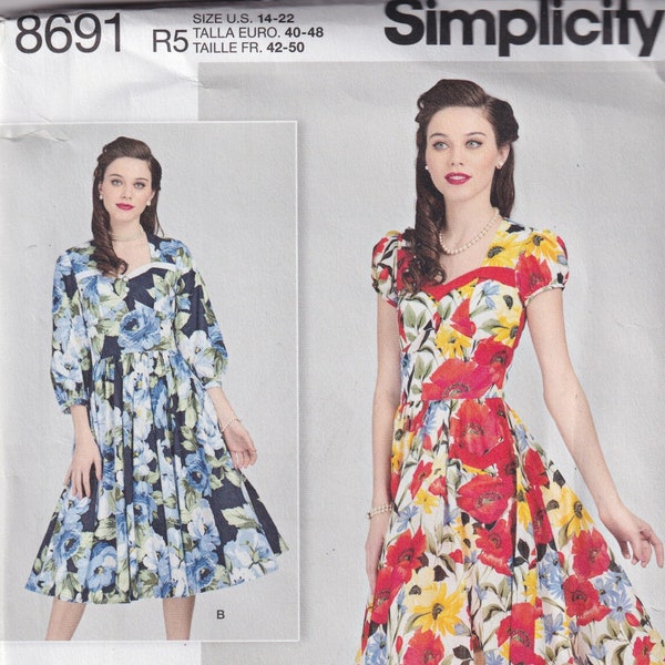 Misses Sewing Pattern Simplicity 8691 Sew Chic Retro Style Sweetheart Neckline Dress Size 6-14 or 14-22 UNCUT