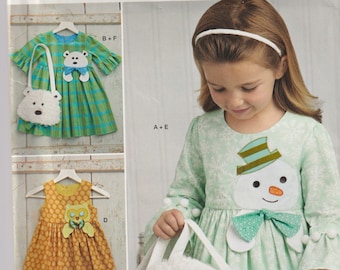 Patron de couture pour filles Simplicity 8522 H0235 - Robe boutique pour fille Ruby Jeans avec appliques d'animaux et sac à main tailles 3-8 non coupé