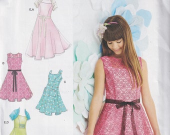 Kids Sewing Pattern Simplicity 1213 Girls and Girls Plus Dress with Flared Skirt Princess Seams Size 8-16 or 8 1/2 - 16 1/2 Half Size UNCUT