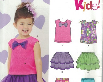 Kids Sewing Pattern New Look 6220 Toddlers Girls Top Tiered Skirt Capri Pants with Pockets Size 1/2 1  2 3 4 Breast 20 21 22 23 24 UNCUT