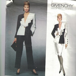 Op de afbeelding: Een zwart-witte blazer en broekpak naaipatroon van Givenchy. Het patroon is voor maten 6-8-10. Het patroon is van Vogue Patterns.