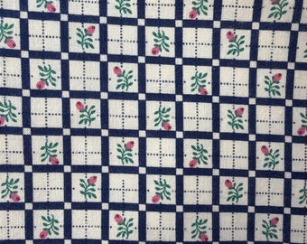 Vintage Lightweight Cotton Fabric Remnant - 2 Yard Remnant - cream with blue boxes and floral sprigs - (c) 1989