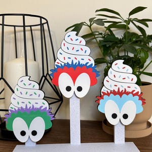 Philadelphia Phils Green Mascot Madness Ice Cream Magnet – Philly-Inspired Fun