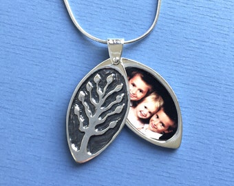 Large Tree of Life Locket for Mothers, Grandmothers, sisters or daughters fits TWO photos Ready to Ship