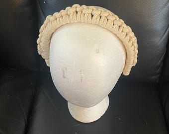 Handgefertigtes Makramee-Stirnband - Boho Haarschmuck mit Knoten aus Baumwolle