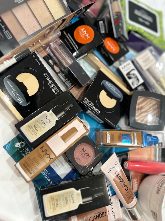 Makeup Lots Lots Of Makeup Products