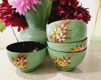 Adorable set Four Made in Japan Bowls Green Retro Vintage Rice Bowls floral design Japanese lacquer wear