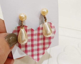 Boucles D'oreilles Clips Vintage Années 50 - Plastique Rose Pâle En Forme De Goutte - Authentique