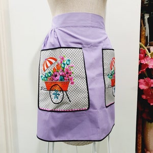 ヴィンテージ レトロ エプロン 新品 モーブ 花柄 カート ポケット BNWT 大きなポケット 1950 年代