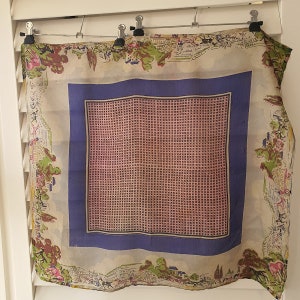 Charming fine Slinky Soft Silk Scarf machine edge boarder Pattern 1960&#39;s Vintage Retro Silk