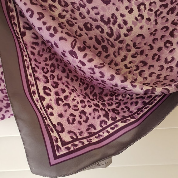 小物 Vintage Decadent leopard muffler Charming Mauve Fine Slinky Satin Leopard Soft Scarf Machine