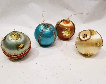 Four silky Retro 1960s Christmas Decorations sparkling Hanging Decoration Rainbow Xmas