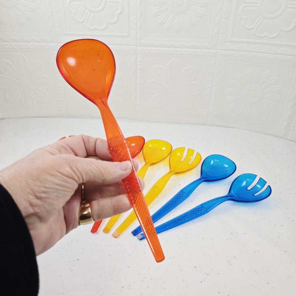 Couverts à Salade Vintage Orange – Années 70 – Set Design Rétro Pour La Cuisine