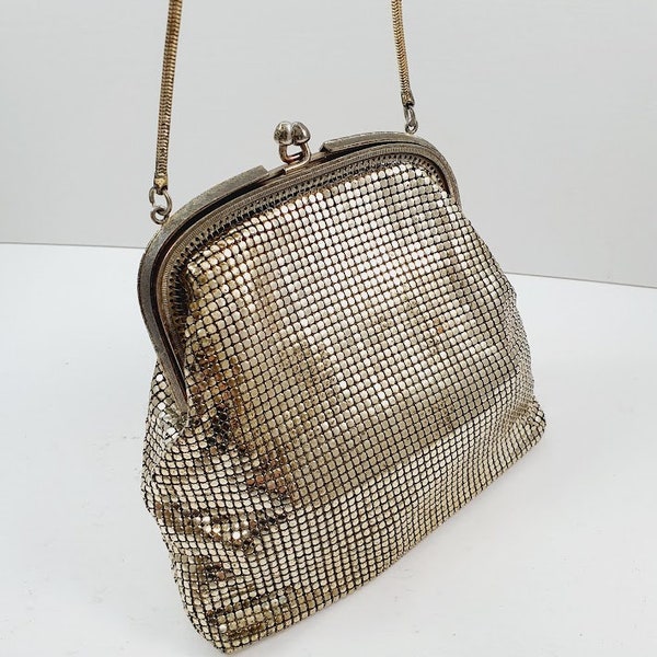 Vintage Silver Gold Hand Bag Glomesh Pretty Little Retro Handbag 1960s clean interior good chain and hardware