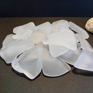 White Tumbled Sea Glass 0,8-1,2 inch/ Beach Glass/Smooth Glass Pebbles/Aquarium Decor/Sea Art,Crafts,Jewelry,Mosaic/Seaglass/Recycled Glass