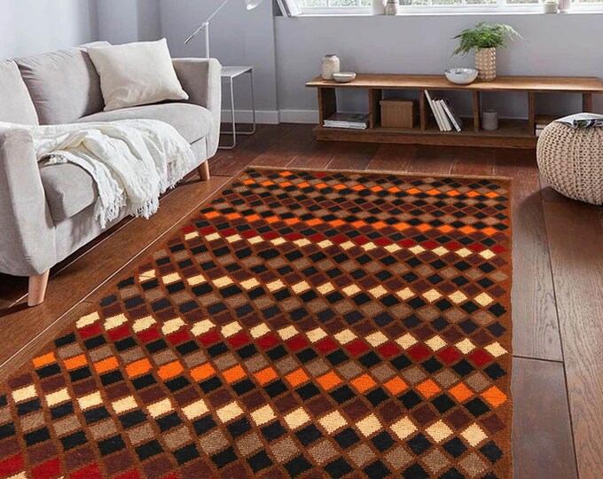 Hand-knotted Baluchi Brown and Rainbow, 3.93 x 6.56 ft