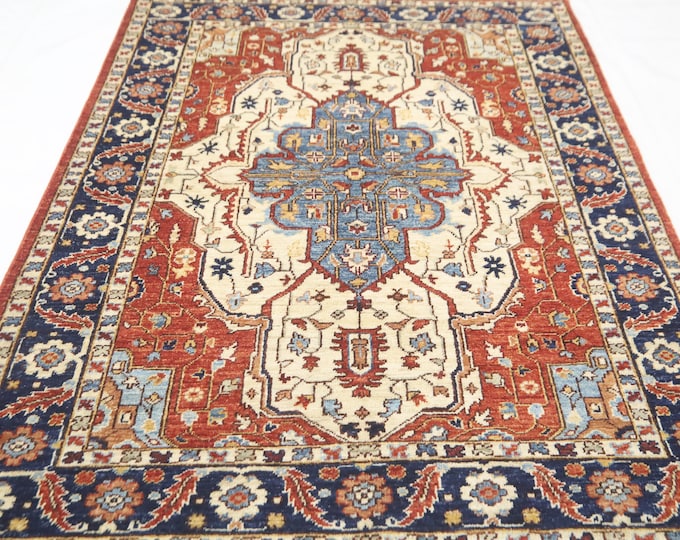 Handmade Heriz Wool Rug – 4x6 Red-Blue Medallion, Afghan Design