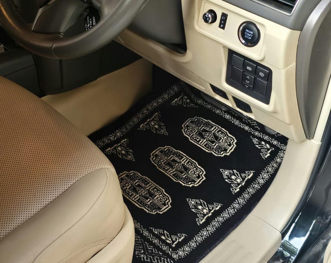 1.5 X 2 ft Geomatric Handmade Car Mats Pair, Black Wool Car Floor Rugs, Cotton and Wool