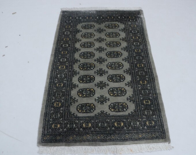 Hand-knotted Mohri Bokhara Cotton and Wool Rug Geomatrical in Gray and Gray border, 3.0 x 4.10 ft