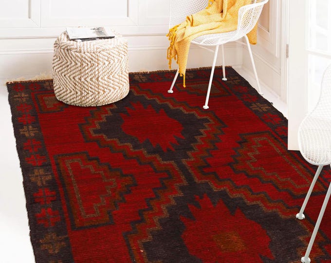 Hand-knotted Baluchi in Red and Blue 2.95 x 4.59 ft