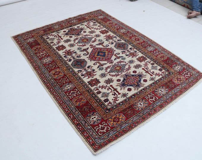 5 X 6 ft Beige and Red Geomatrical Handmade, Super Kazak Cotton and Wool