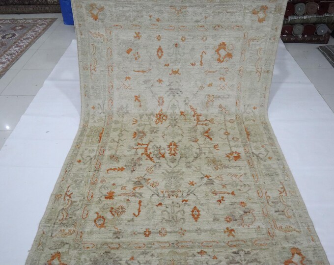 6x9 Ft Oushak Wool Rug - Beige Turkish Hand Knotted Floral Rug