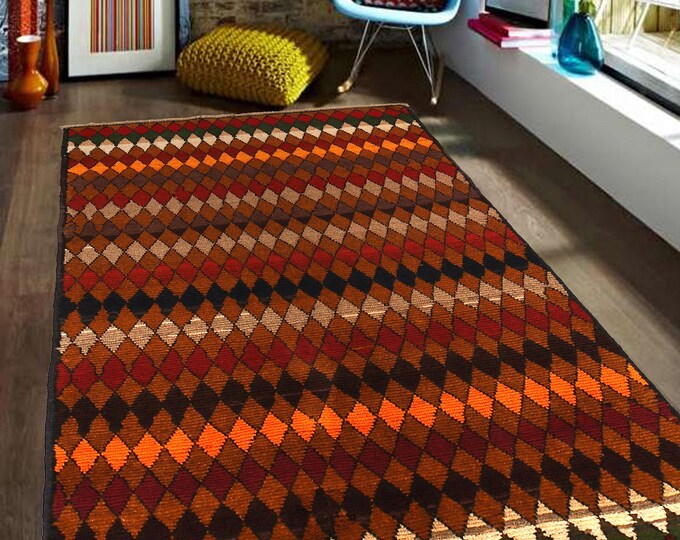 Hand-knotted Baluchi Brown and Rainbow, 3.93 x 6.56 ft