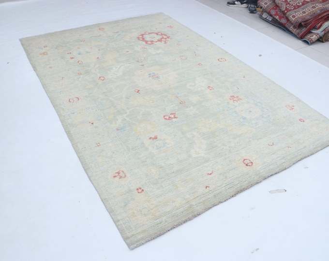 5.10 X 8.11 ft Beige Floral Handmade ,Oshak Wool
