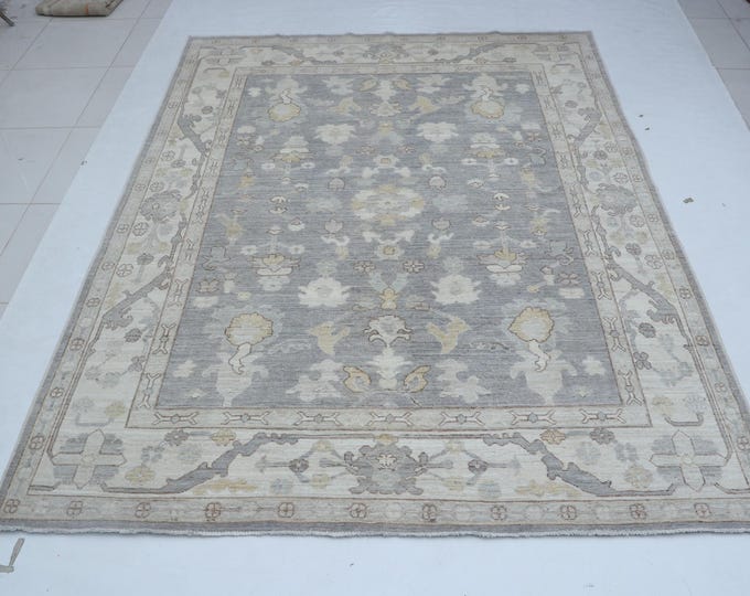 7.9 X 9.10 ft Gray and Beige Floral Handmade ,Oshak Wool