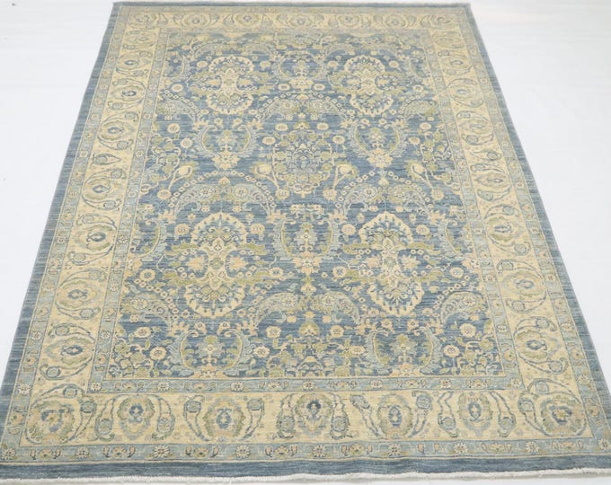Gray Mamluk Wool Area Rug – 5.7x7.8 ft, Hand-Knotted Oriental Rug
