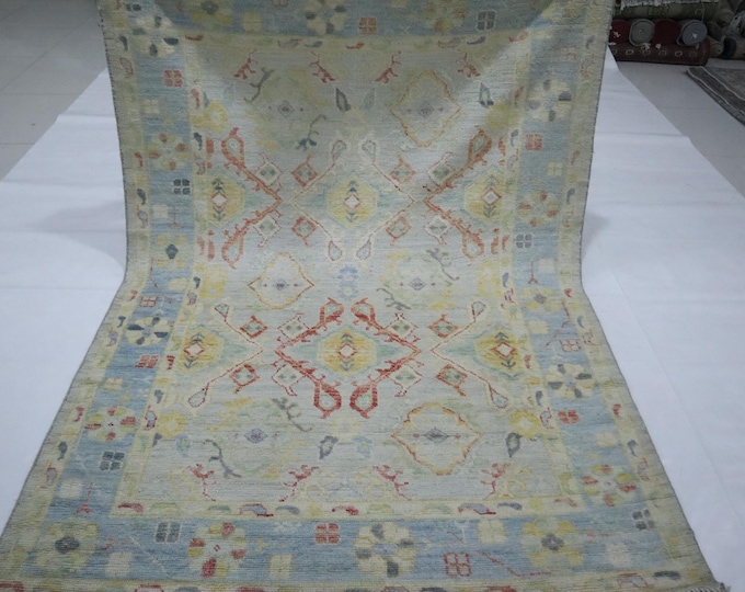 5x7 Floral Oushak Rug - Gray & Blue Hand-Knotted Wool Area Rug