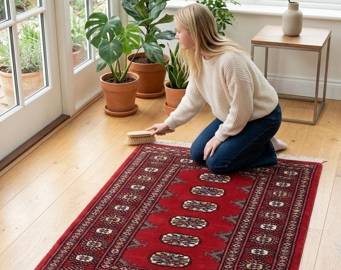 2.8 X 4.1 ft Red Geomatrical Handmade ,Mori Bokhara Cotton and Wool