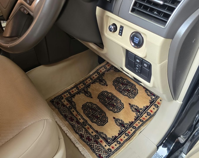 1.5 X 2 ft Geomatric Handmade Car Mats Pair, Beige Wool Car Floor Rugs, Cotton and Wool