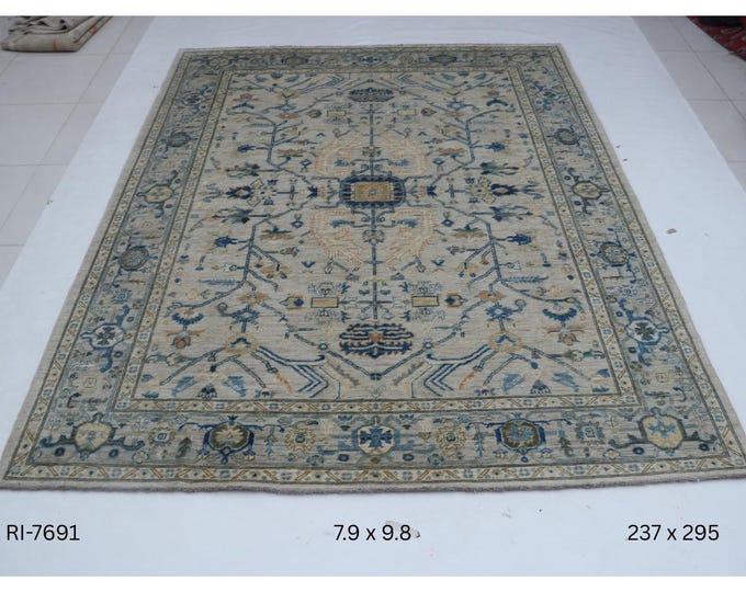 Hand-knotted Oshak Wool Rug Floral  in Beige base and Beige border, 7.9 x 9.8 ft