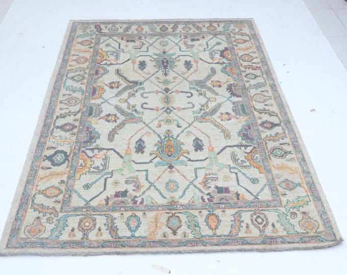 6.3 X 9.0 ft Beige Floral Handmade ,Oshak Wool