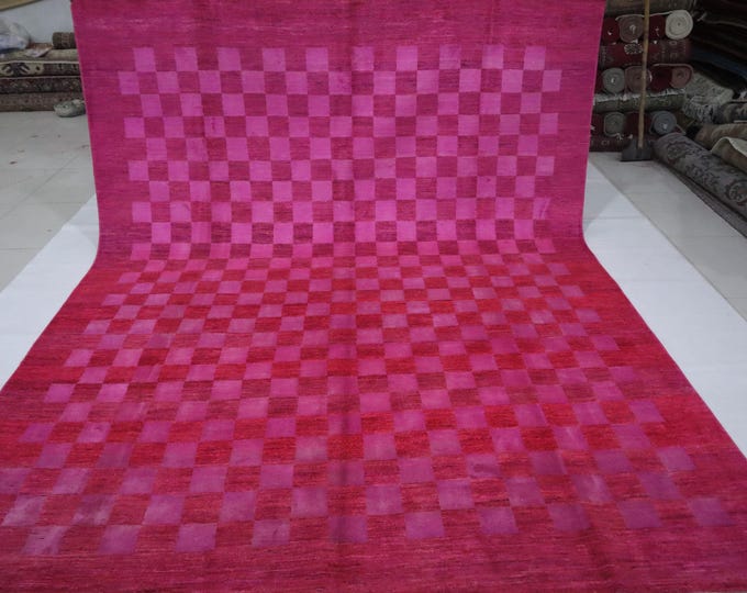 8x10 Ft Pink Checkered Wool Rug – Hand-Knotted Afghan Gabbeh Design