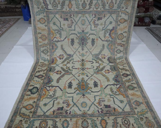 Hand Knotted Beige Oushak Wool Rug – 6x9 Turkish Oriental Area Rug