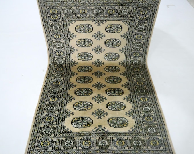 Hand Knotted Wool Rug, Beige Mori Bokhara Design (3x5 Ft)