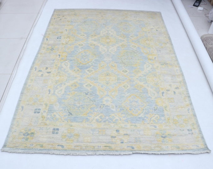 5.0 X 6.11 ft Beige Floral Handmade ,Oshak Wool