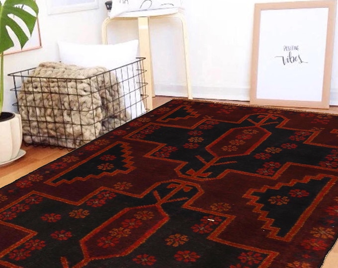 Hand-knotted Baluchi in Red and Blue 2.95 x 4.59 ft