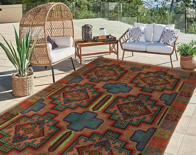 Hand-knotted Brown Baluchi, 3.93 x 6.56 ft