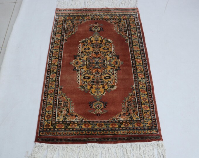 Hand-Knotted Wool Silk Touch Rug, Copper Geometric Design, 2.8 x 4.2 ft