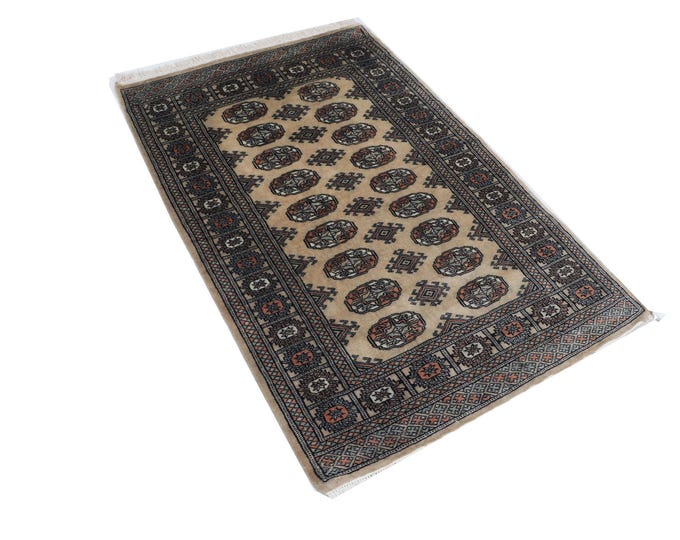 3.2 X 4.10 ft Beige Geomatrical Handmade, Mori Bokhara Cotton and Wool