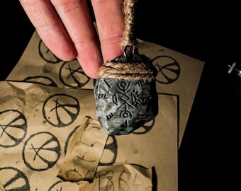 Llavero Talismán, Amuleto Oculto Tallado, Espíritu Protector, Objeto Decorativo para Halloween