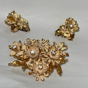 Austrian Crystal Brooch and Earring Set, Frosted Three Dimensional Floral Midcentury