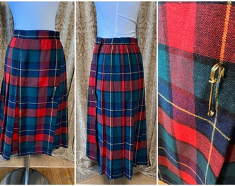 Vintage 1960s to 1970s Ann Stevens Tartan Plaid Kilt Skirt Size S / M