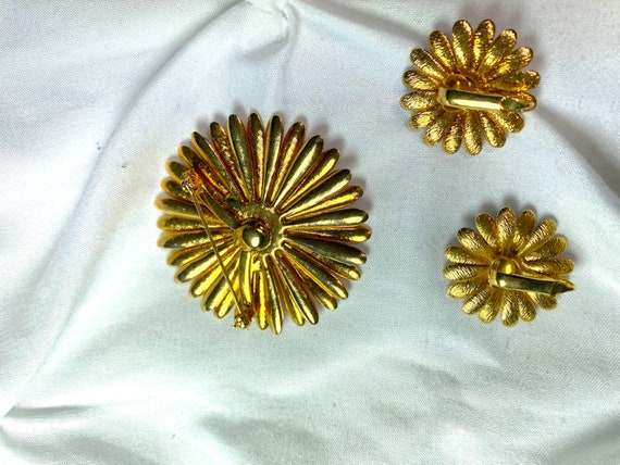 60's Flower Brooch and Earrings Vintage Mod Flowe… - image 7