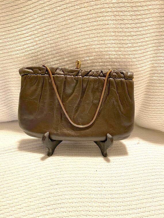 Pinch soft Clutch in nappa leather