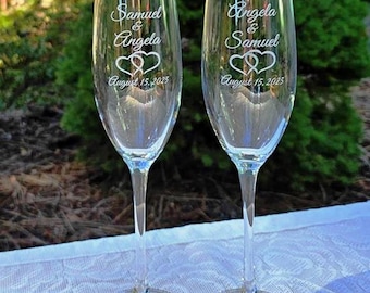 Wedding Toasting Flutes for the Bride and Groom, Personalized Anniversary Champagne Glasses, Custom Engraved Entwined Hearts Flutes